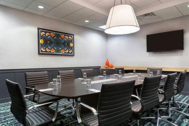Images Embassy Suites by Hilton Orlando Airport