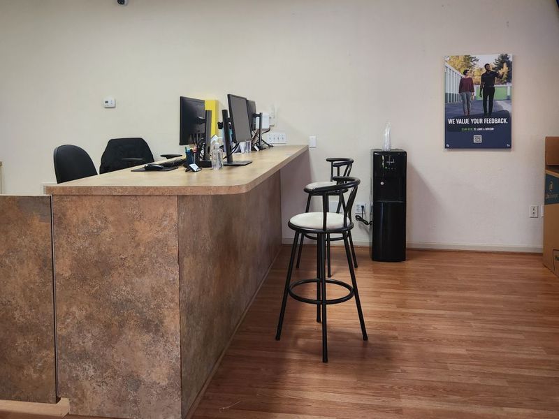 Images Extra Space Storage