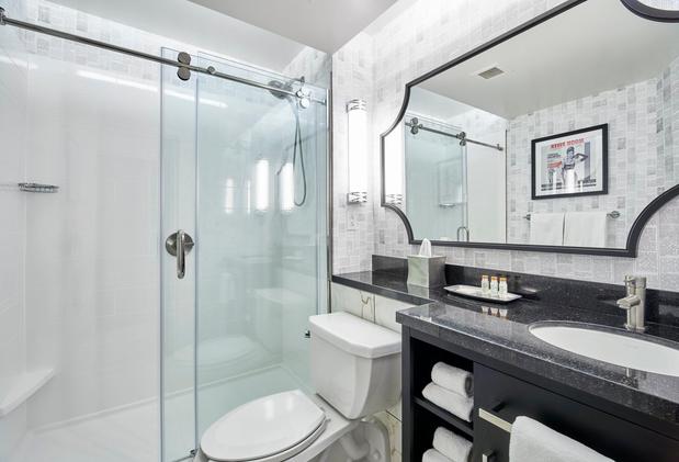 Images Hotel Indigo Cleveland Downtown by IHG