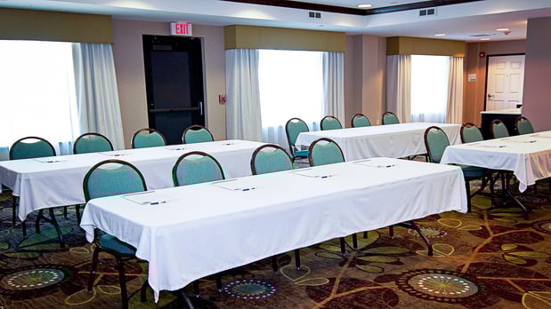 Images Holiday Inn Express & Suites Wichita Northeast by IHG