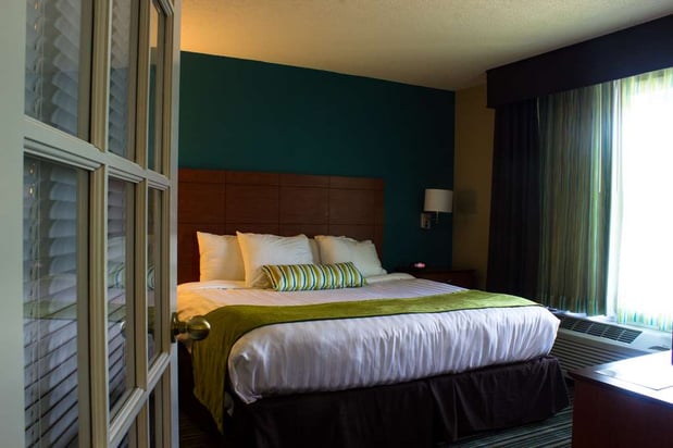 Images Best Western Plus Menomonie Inn & Suites
