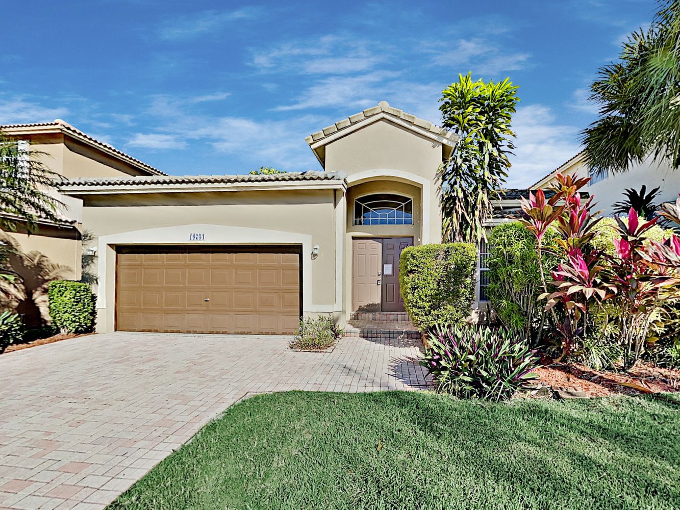 Gorgeous home with a two-car garage at Invitation Homes South Florida.