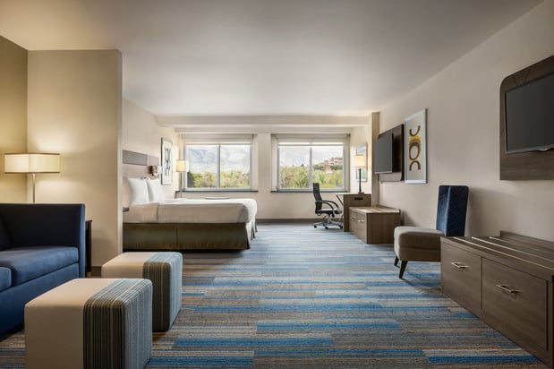 Images Holiday Inn Express & Suites Colorado Springs Central by IHG