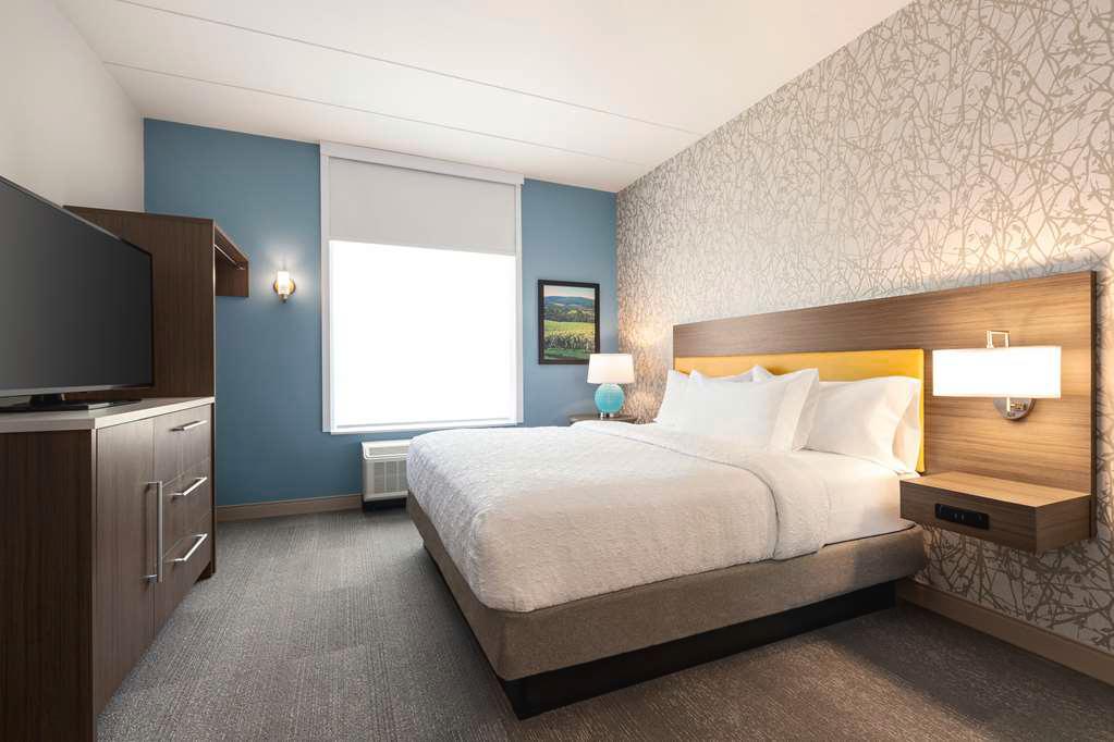 Guest room Home2 Suites by Hilton Leesburg Leesburg (571)209-1010