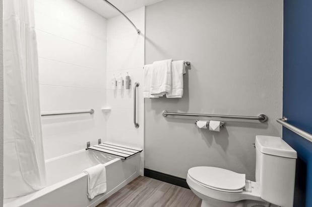 Images Spark by Hilton Catoosa Tulsa