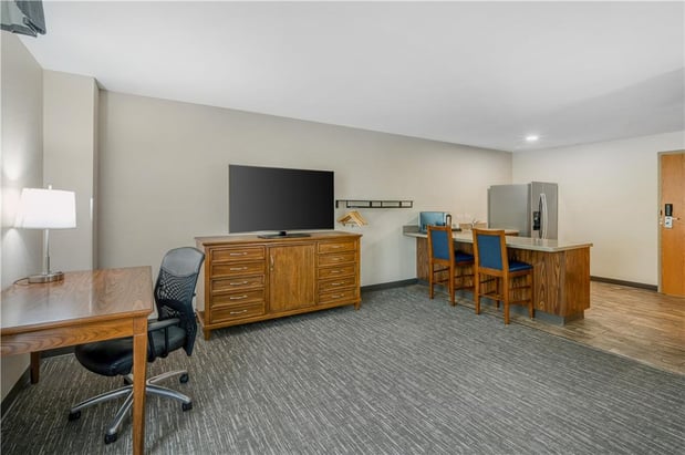 Images SureStay Plus by Best Western Elizabethtown Hershey