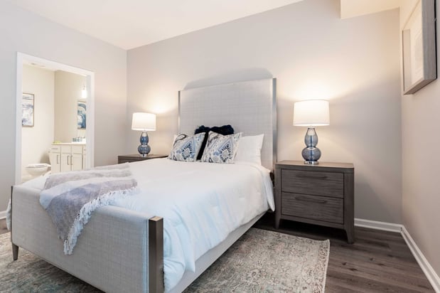 Images Pennbrook Station