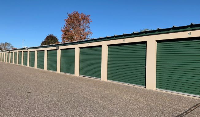 Here at Sharp Storage, we have many storage features for your benefit! These features include climate control, size options, boat/RV/trailer storage, and ample security.