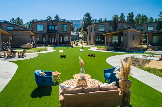 Images Outbound Mammoth