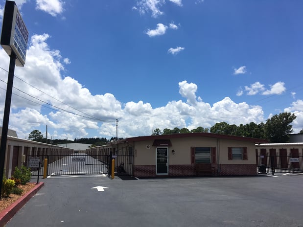 Images Ample Storage Center