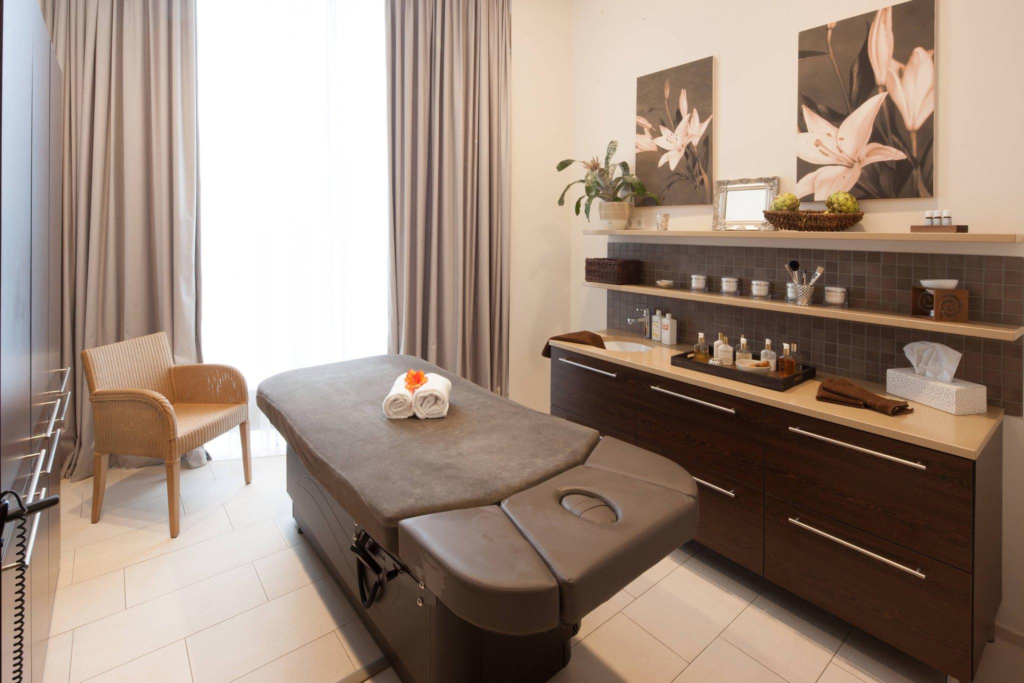 Four Points by Sheraton Panoramahaus Dornbirn, Messe Strasse 1 in Dornbirn