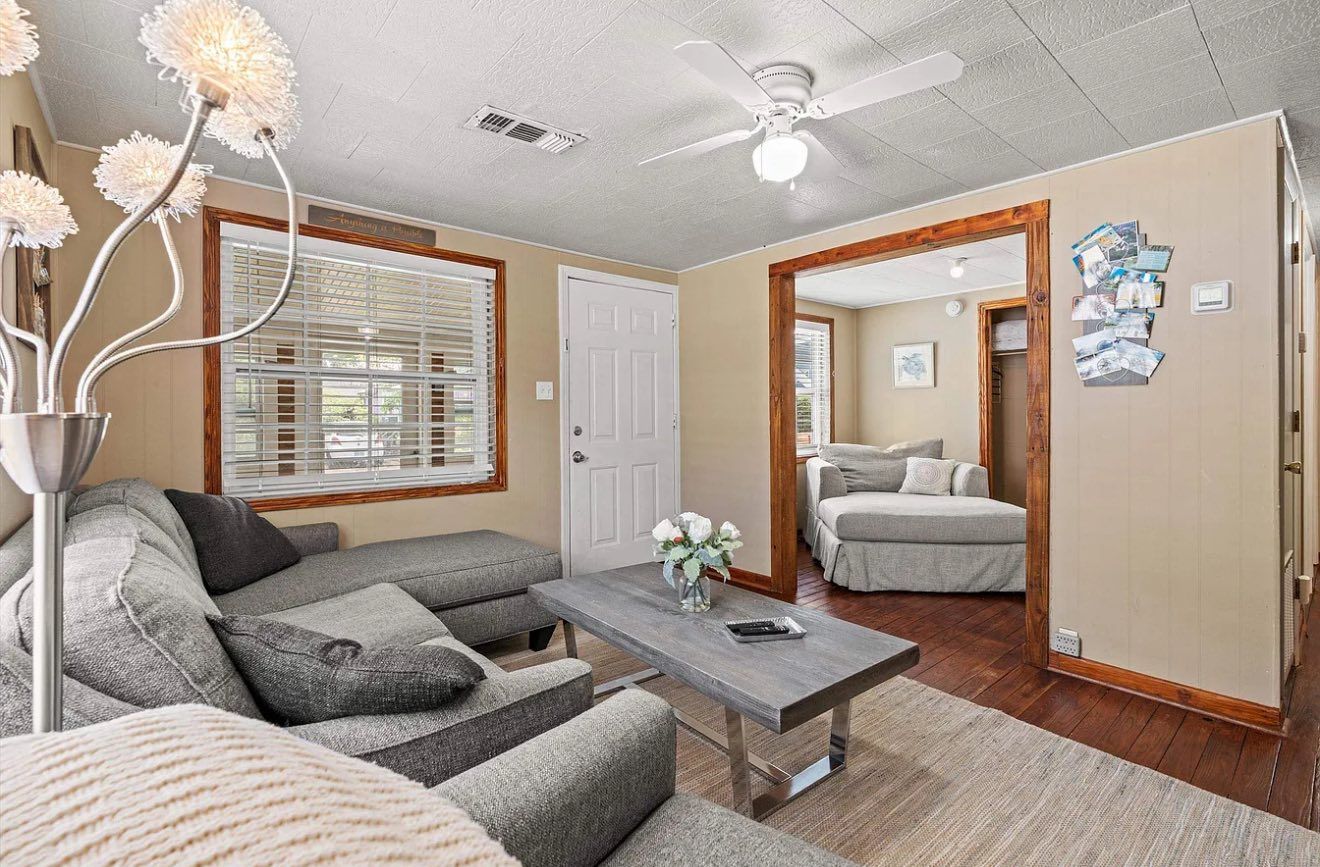 Tatum Torode- Realtor-Coldwell Banker Premier Properties Image