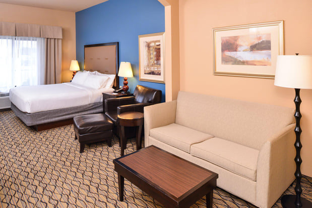 Images Holiday Inn Express & Suites Wichita Falls by IHG