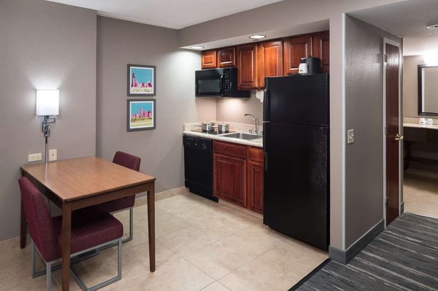 Images Hampton Inn & Suites Chicago-North Shore/Skokie