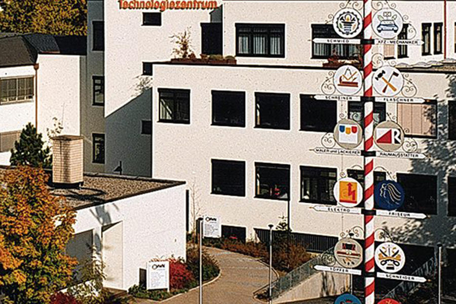 Bild 1 Handwerkskammer für Oberfranken - Bildungszentrum Hof in Hof