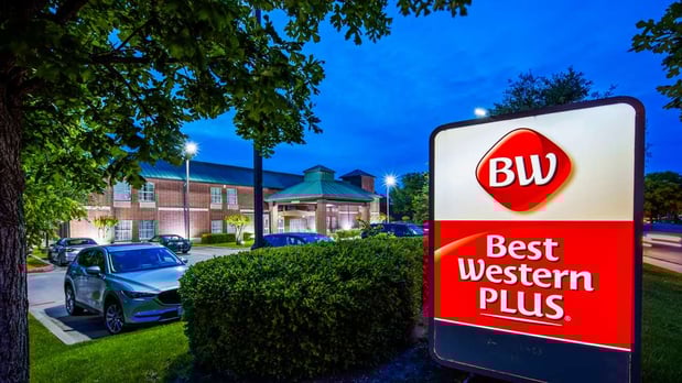 Images Best Western Plus Addison/Dallas Hotel