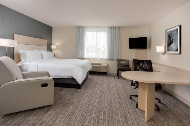 Images Candlewood Suites Miami Intl Airport - 36th St by IHG