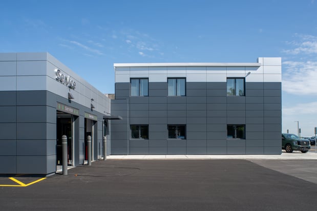 Images Lia Nissan of Saratoga