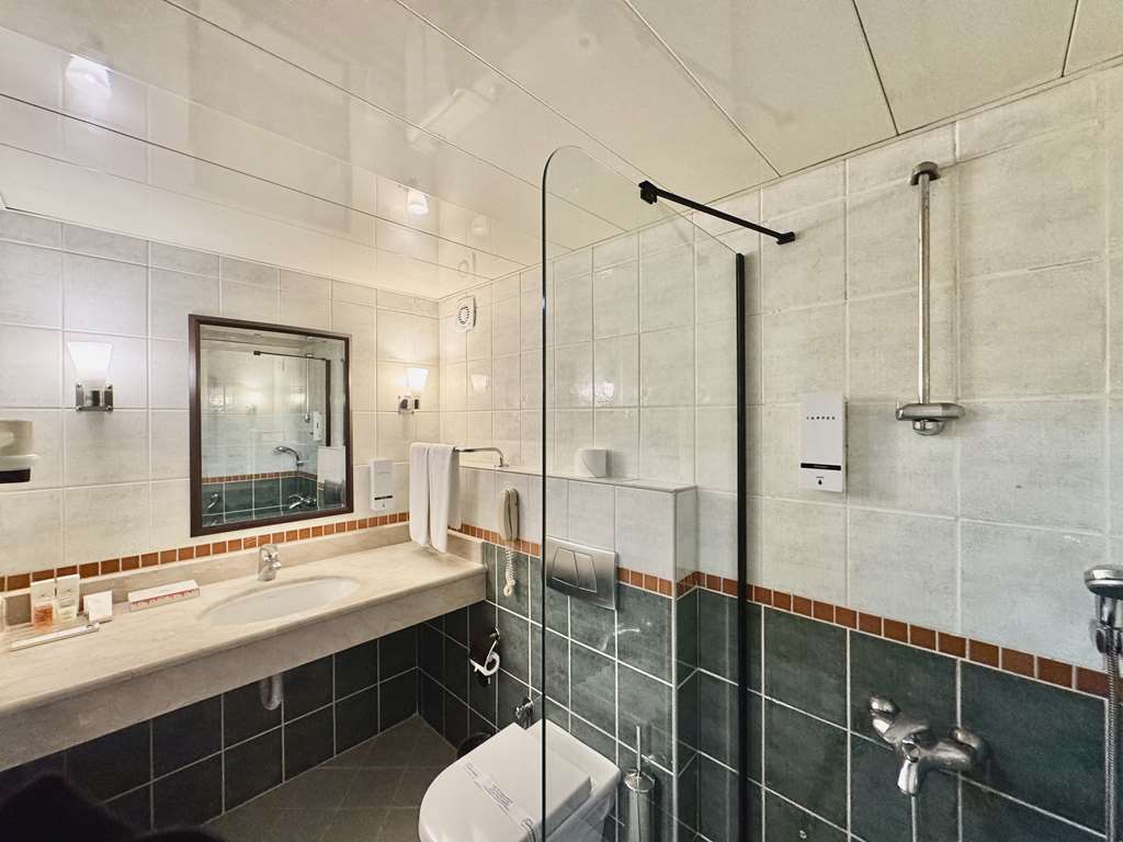 Images Best Western Plus Khan Hotel