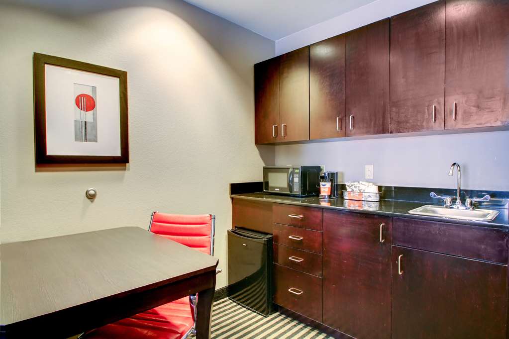 Guest room
