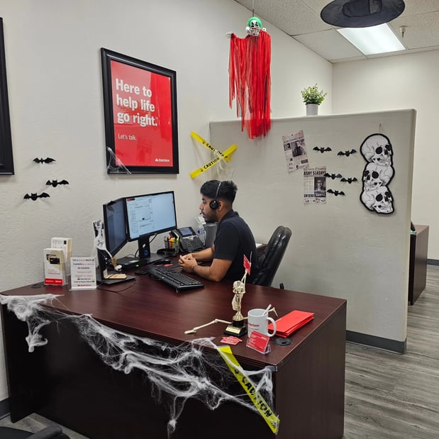 Images Llyrena Sherwood - State Farm Insurance Agent
