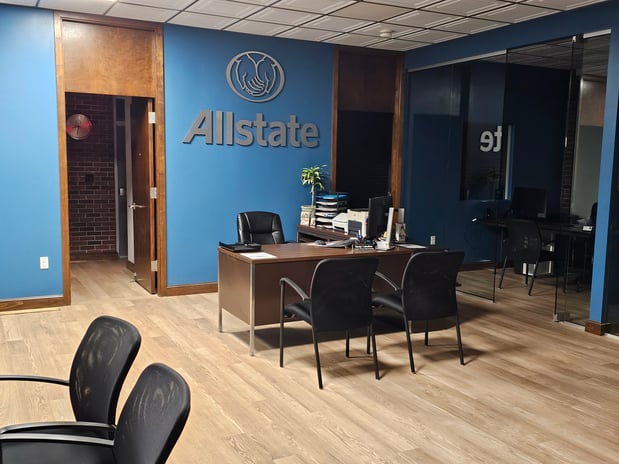 Images Cara Benjamin: Allstate Insurance