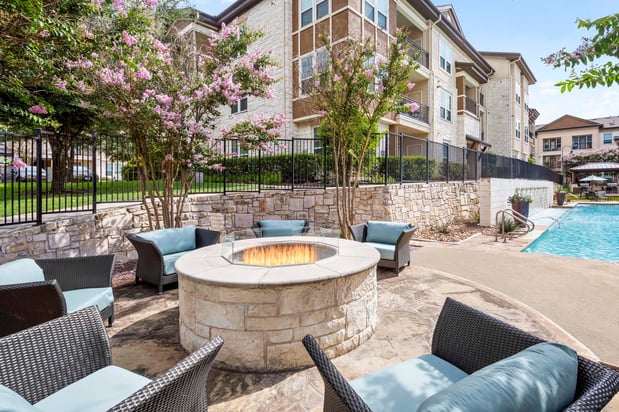 Images Camden La Frontera Apartments