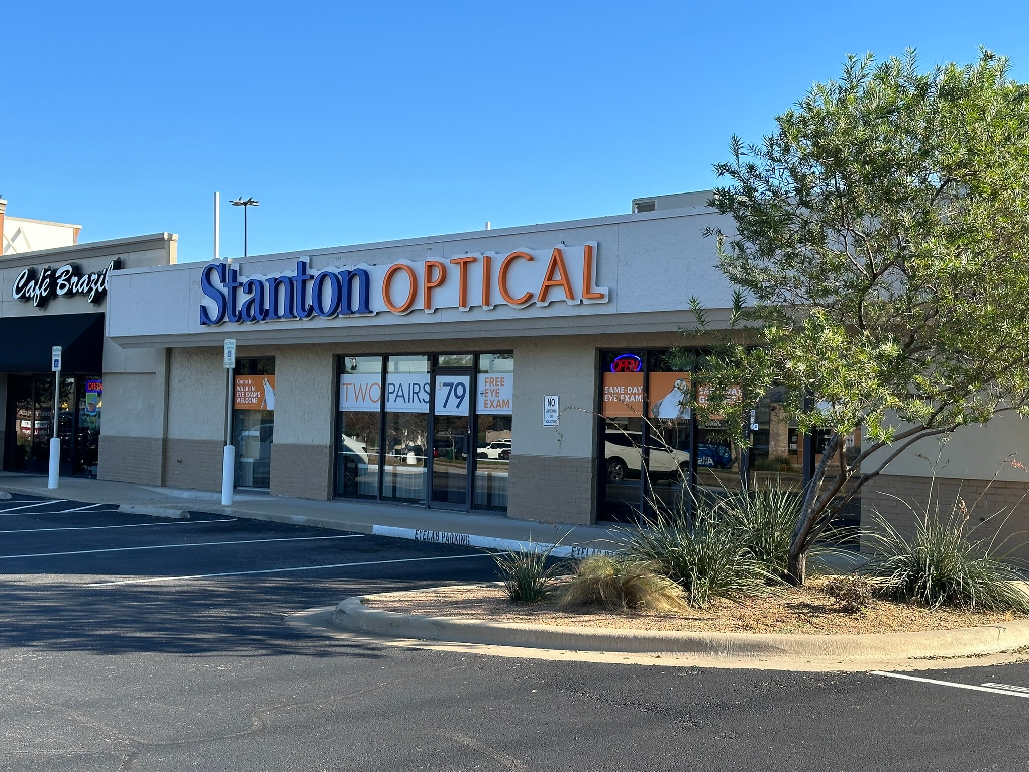 Storefront at Stanton Optical Store Carrollton TX 75006