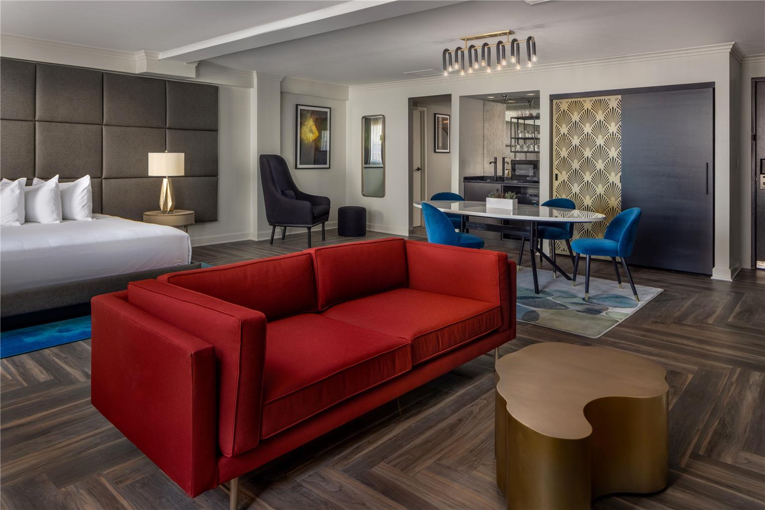 Guest room