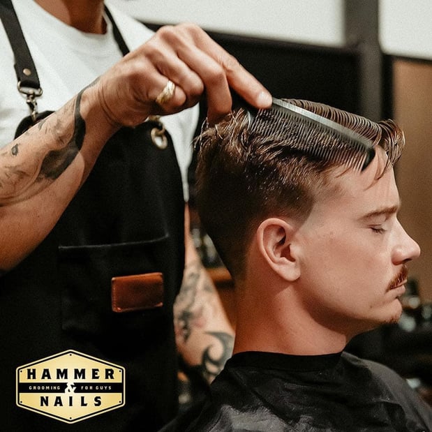 Images Hammer & Nails - Winter Garden