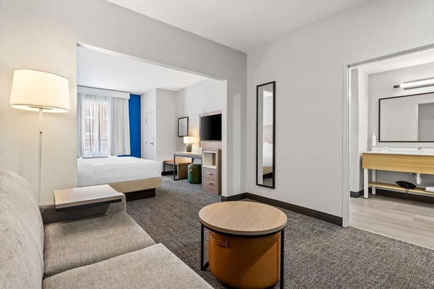 Images Spark by Hilton Catoosa Tulsa