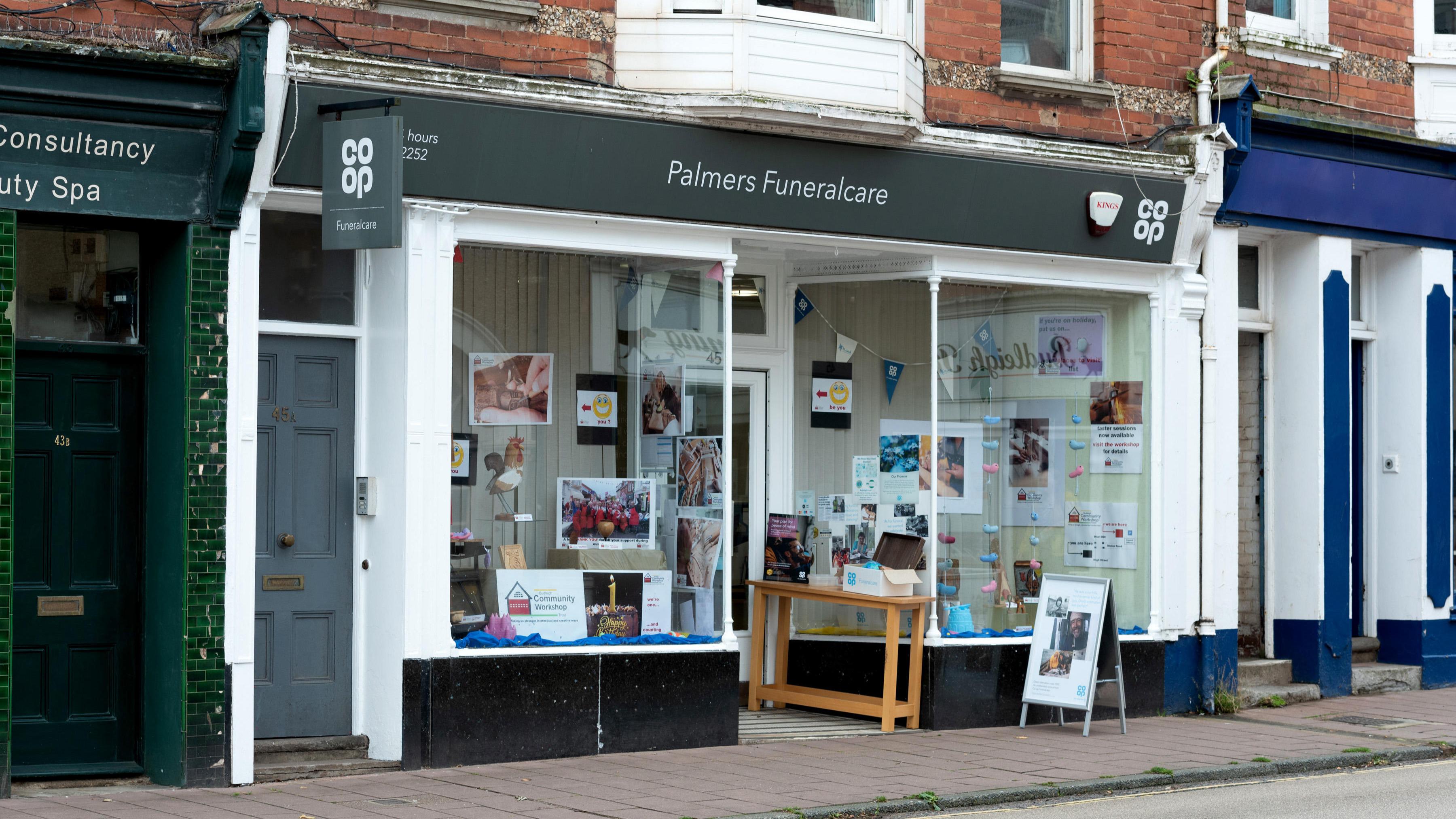 Images Palmers Funeralcare