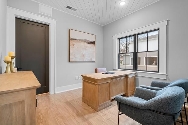 Images Farmhouse at Easley