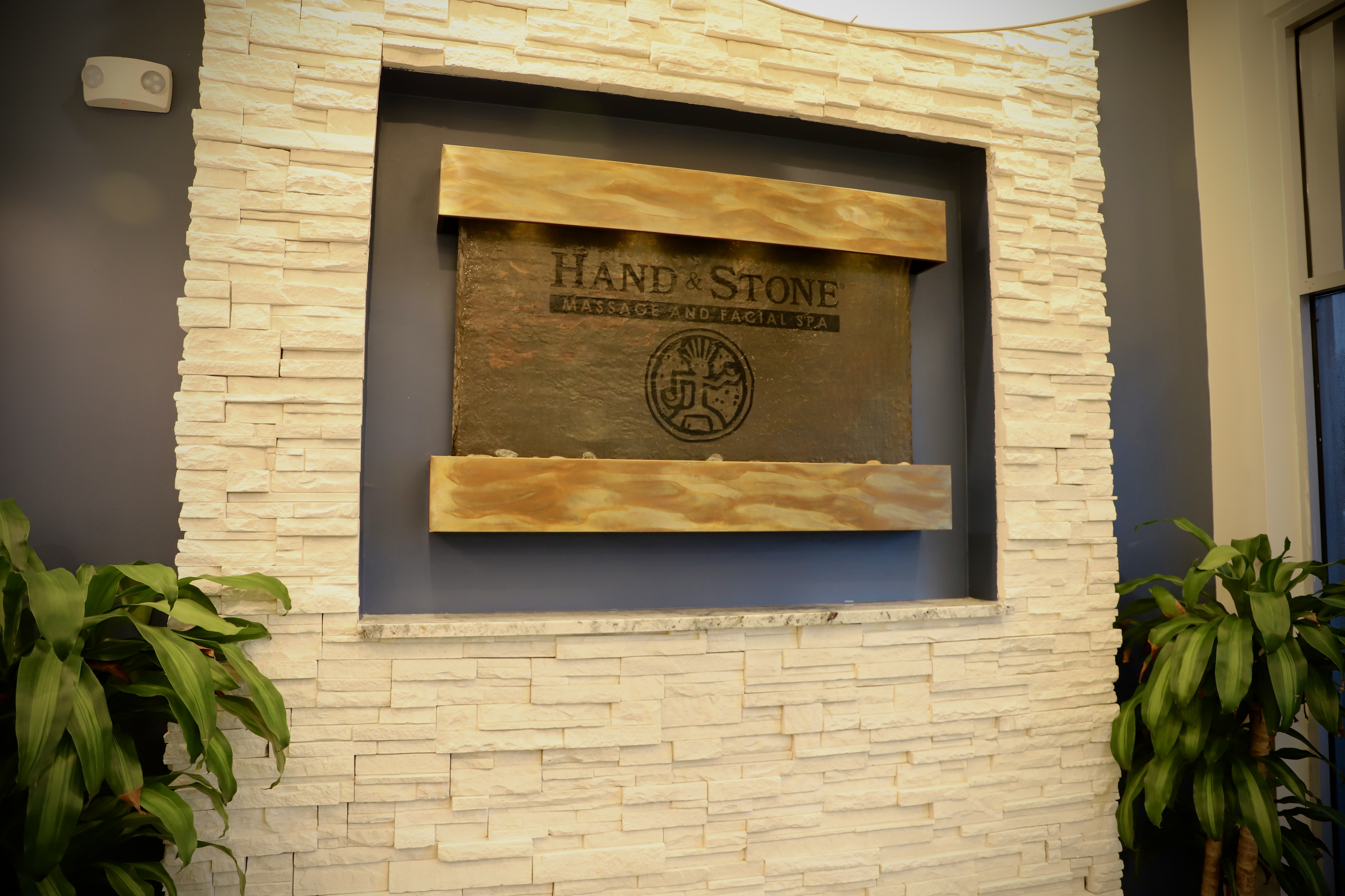 Hand & Stone Massage and Facial Spa Image