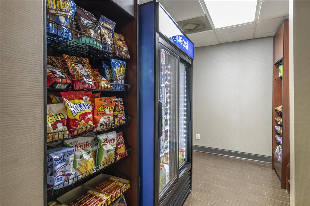 BW Plus Lees Summit Market