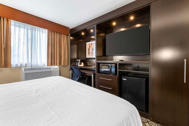 Images Best Western Plus InnTowner Madison