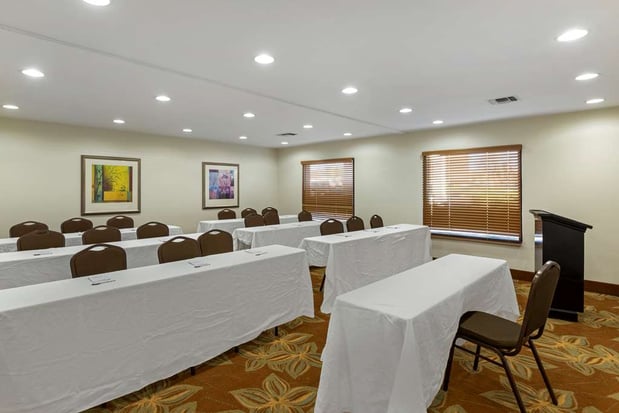 Images Best Western Plus Executive Hotel