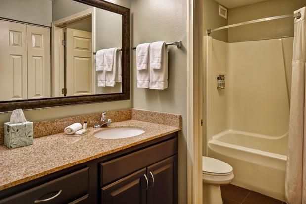 Images Staybridge Suites Middleton/Madison-West by IHG