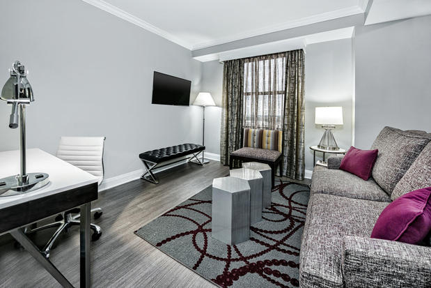 Images Hotel Indigo Dallas Downtown by IHG