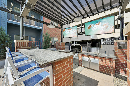Images Outlook DTC Apartments