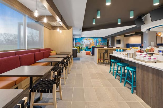 Images Tru by Hilton Sharonville Cincinnati