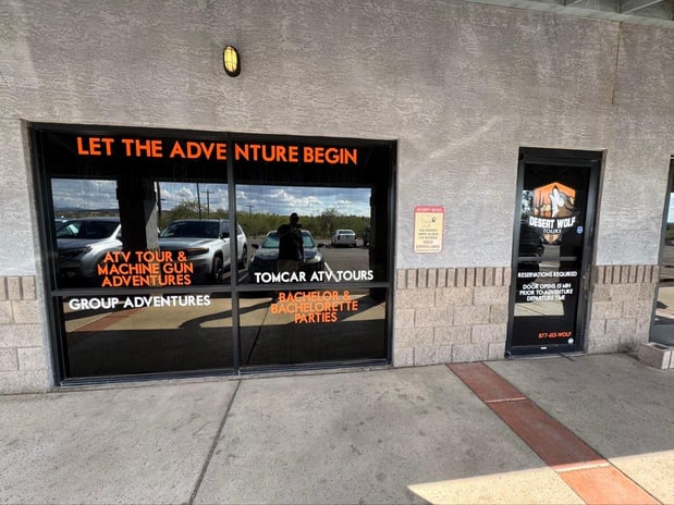 Images Desert Wolf Tours