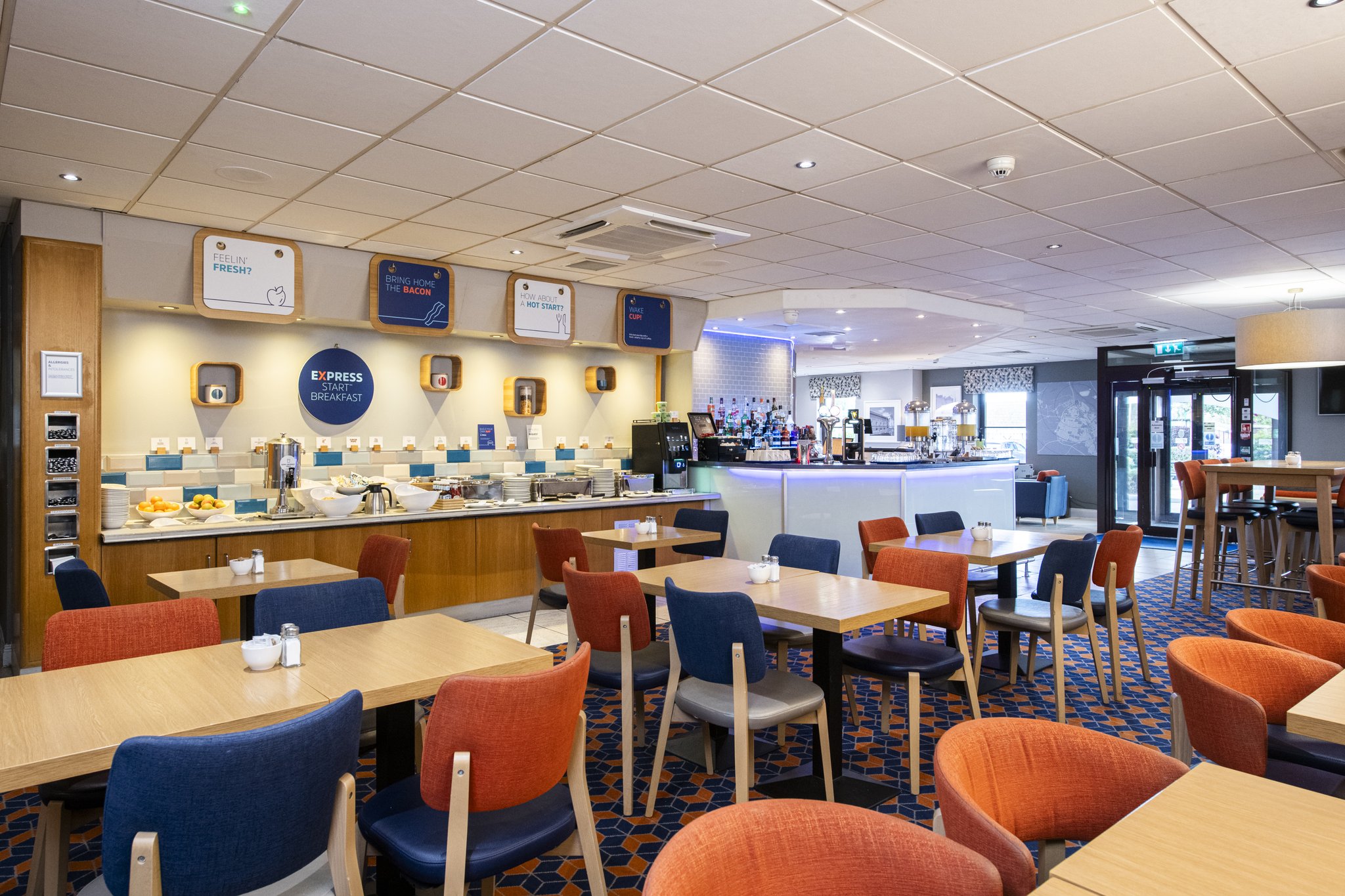 Images Holiday Inn Express Perth by IHG