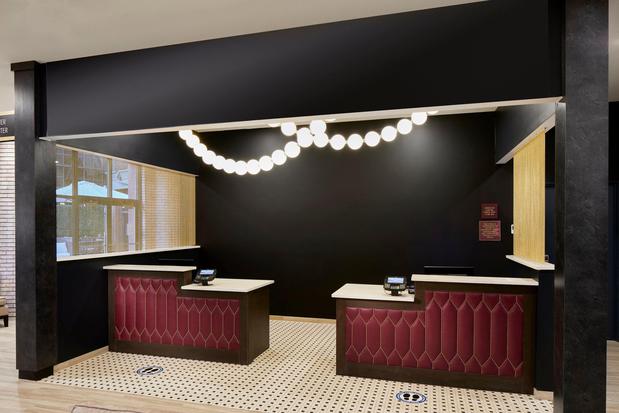 Images Hotel Indigo Cleveland Downtown by IHG