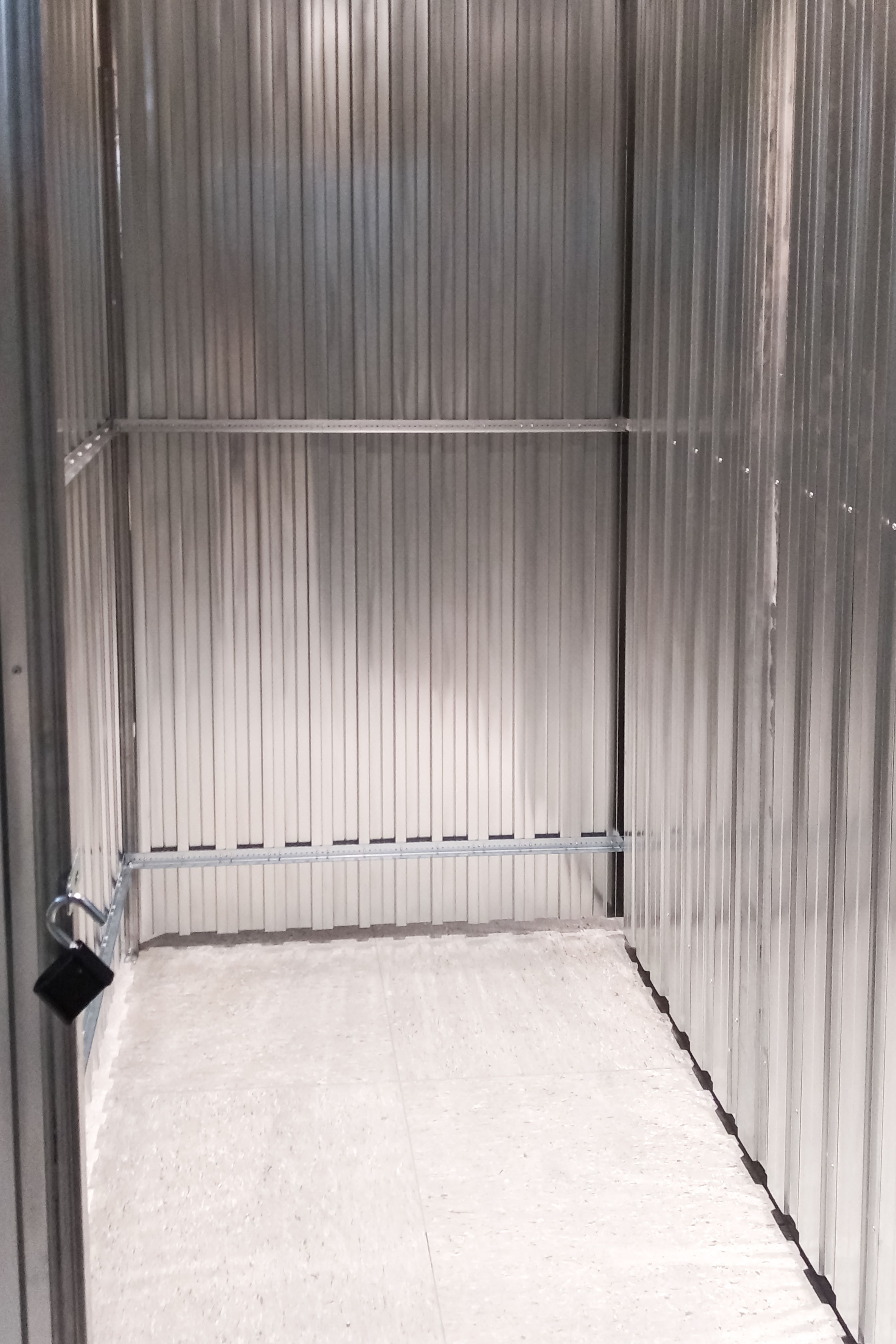 Storebox - Dein Lager nebenan, Pradler Straße 77 in Innsbruck