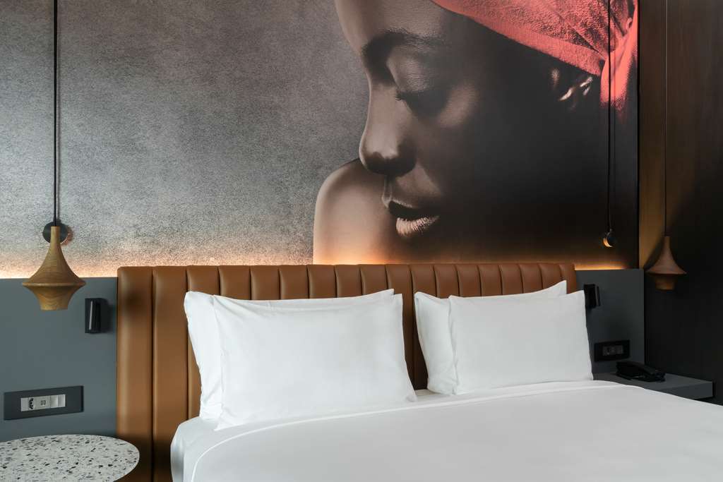 Images Radisson RED Johannesburg Rosebank