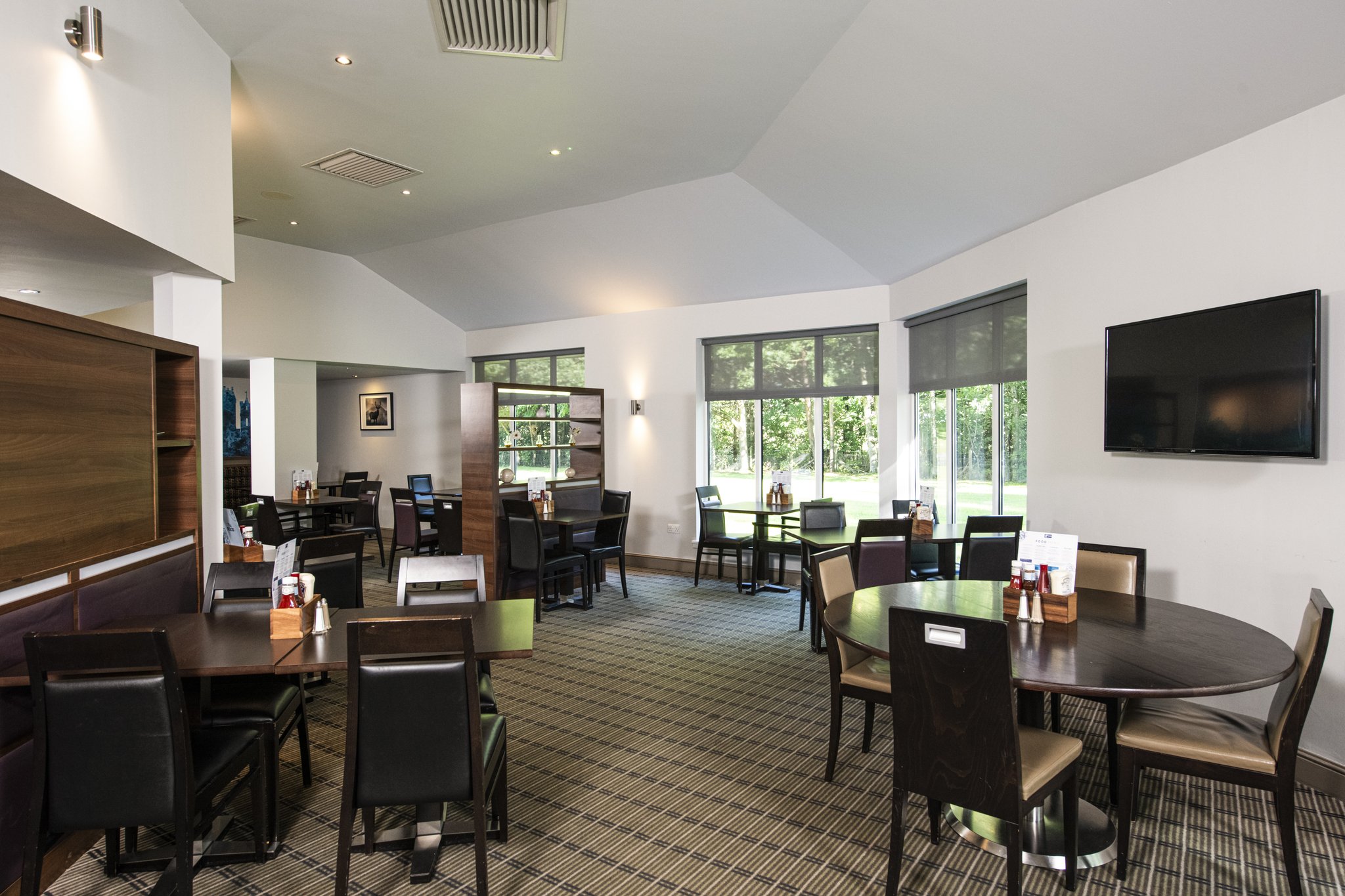 Images Holiday Inn Express Stirling by IHG