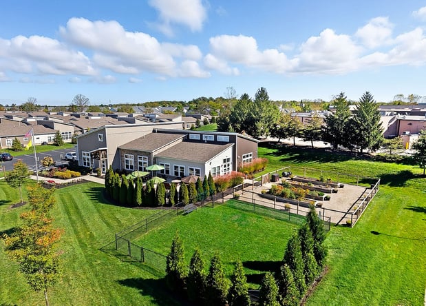 Images Burr Oak Commons