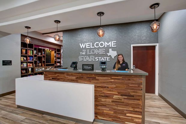 Images Hampton Inn & Suites Dallas-DeSoto