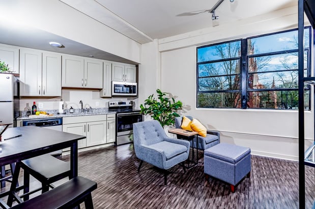 Images 1321 Lofts